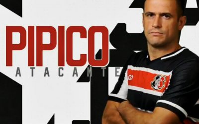 Após silêncio, Santa começa trabalho para 2019 com a renovação de Pipico