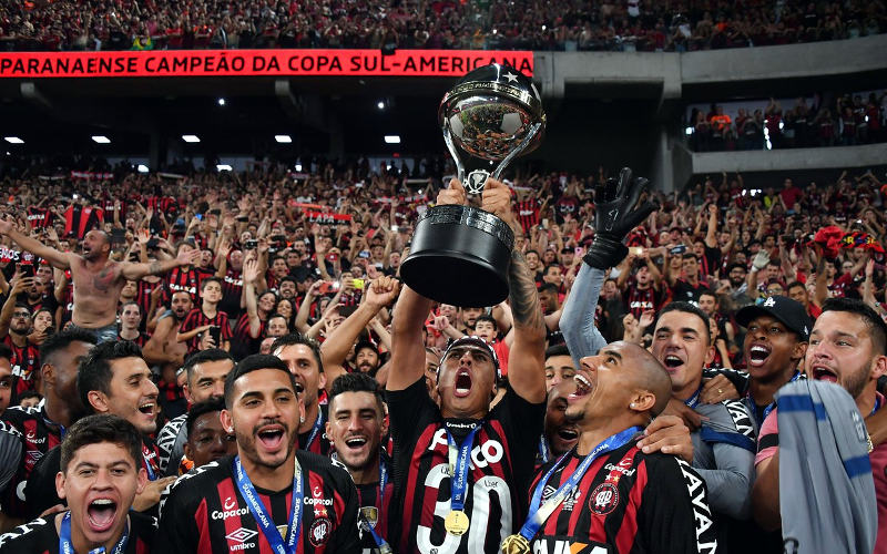 Campeão da Sula, o Atlético-PR é o 13º brasileiro com título internacional