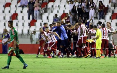 Náutico goleia Petrolina na 1ª vitória oficial após a volta aos Aflitos