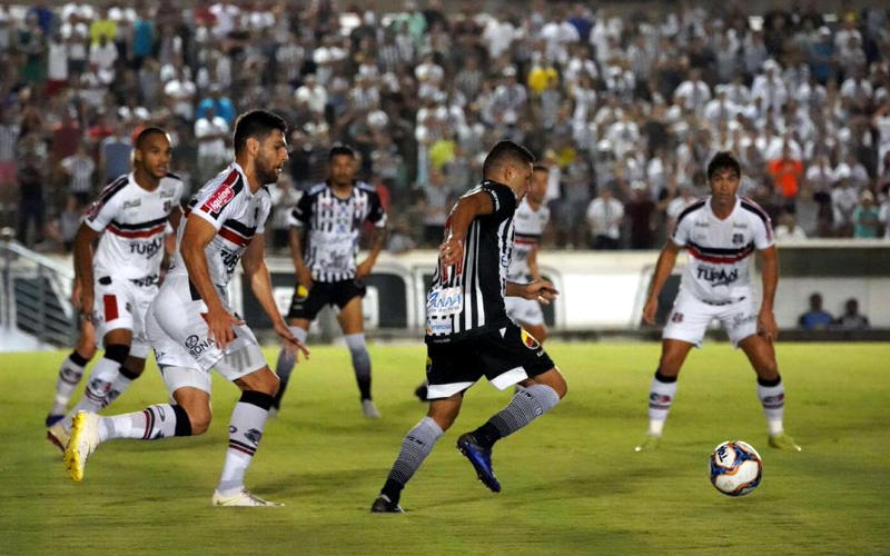 Santa Cruz empata com o Botafogo em João Pessoa e segue sem vitória na C