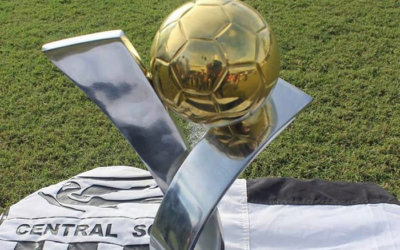 Central enfim ergue o troféu da Série B de 1986. Ainda sem aval da CBF