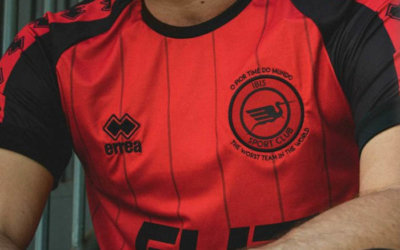 A nova linha de uniformes do Íbis via Erreà, com patrocinador master em 2019