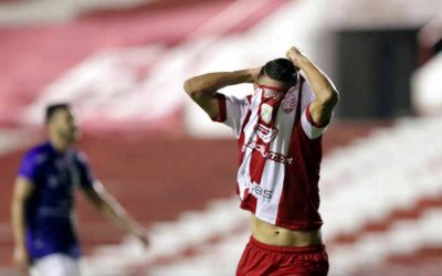 De virada, o Náutico vence jogo-chave contra o Paraná e dorme fora do Z4