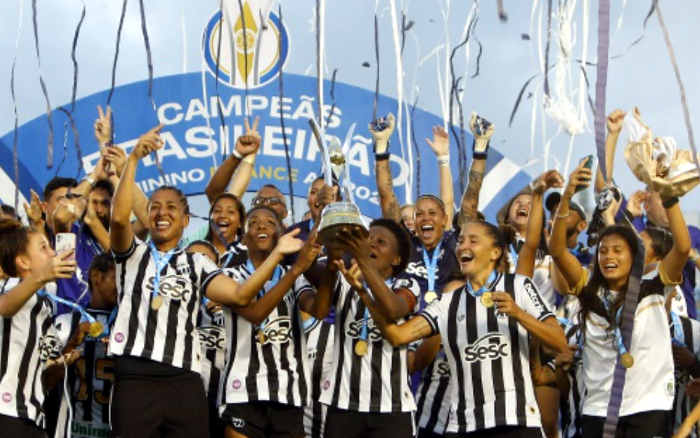 Ceará ganha o 1º título nacional feminino do Nordeste; o maior investimento  da região - Cassio Zirpoli