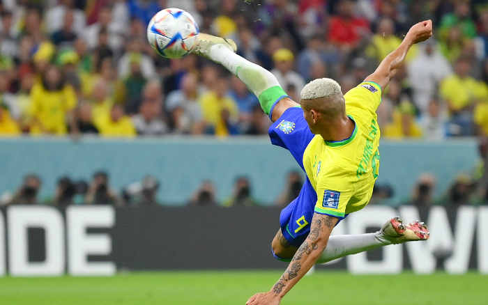 A melhor estreia da Seleção Brasileira na Copa do Mundo em 50 anos. Viu uma melhor?