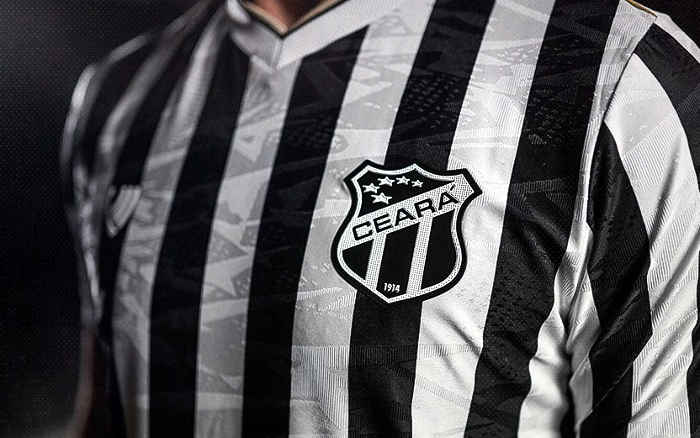 Com listras mais finas, Ceará estreia uniforme de 2023 na final da Copa do Nordeste