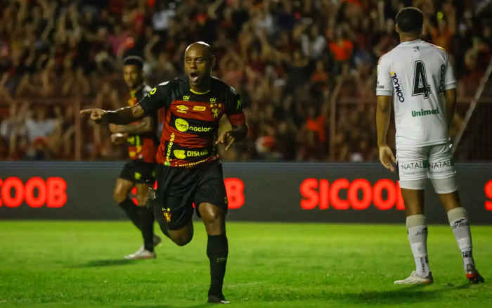 Sport faz 6 gols no Bahia e iguala a maior goleada do clássico. Logo no  100º jogo - Cassio Zirpoli