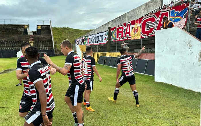 Santa Cruz bate o Globo em Ceará-Mirim e vence a primeira como visitante na Série D
