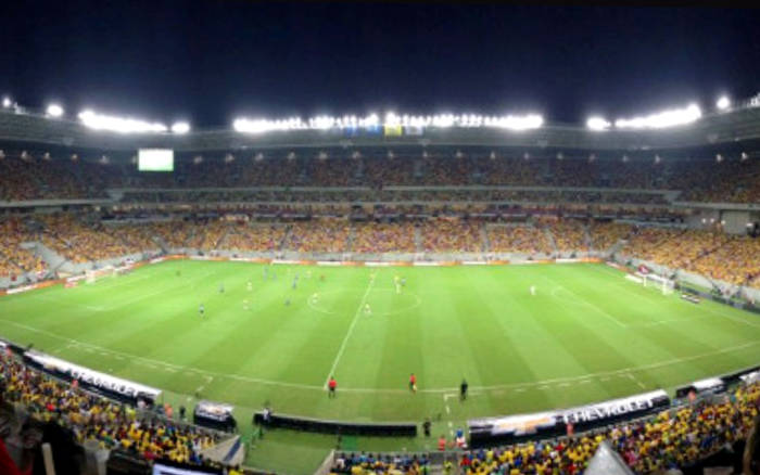 Brasil 2 x 2 Uruguai em 2016, na Arena PE