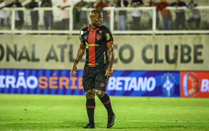 Vídeo: Internacional cria pouco e fica no empate contra o Goiás em jogo  fraco