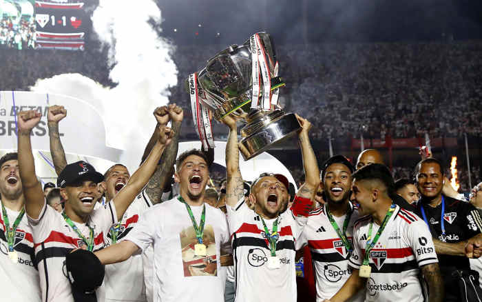 Campeão da Copa do Brasil 2023, Tricolor se classifica à CONMEBOL  Libertadores 2024 - SPFC