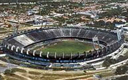 Estádio Castelão nas décadas de 1980 e 1990