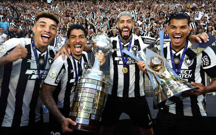 Tricampeão: Botafogo confirma ano mágico e conquista Brasileirão após 29 anos