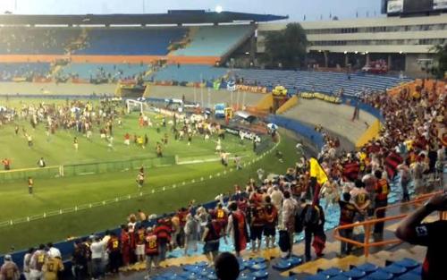 2011 - Vila Nova 0 x 1 Sport (acesso)